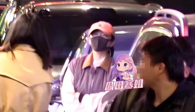 Cô vẫn giữ được sự vui vẻ, thần thái thoải mái và nhan sắc xinh đẹp. Ảnh: 163.