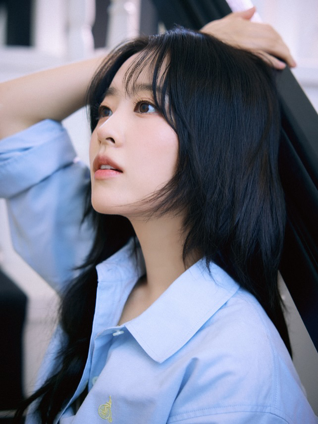  Song Hye Kyo - Park Bo Young vừa lộ nhan sắc thật khi đi đám cưới, càng nhìn càng thấy cuốn 