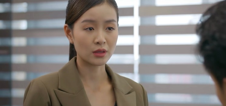 Vi Minh đối diện với scandal chồng chất