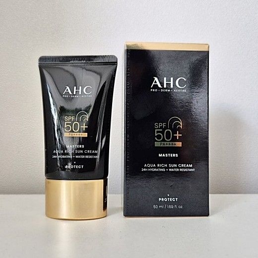 9 kem chống nắng SALE giá tốt 6/6: Nâng tông đẹp phát hờn, da mướt mịn đến mức filter chịu thua