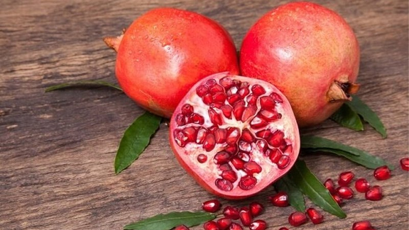 Mua lựu đừng chọn bừa: 6 mẹo nhìn phát biết quả nhiều hạt, mọng nước, ngon ngất trời