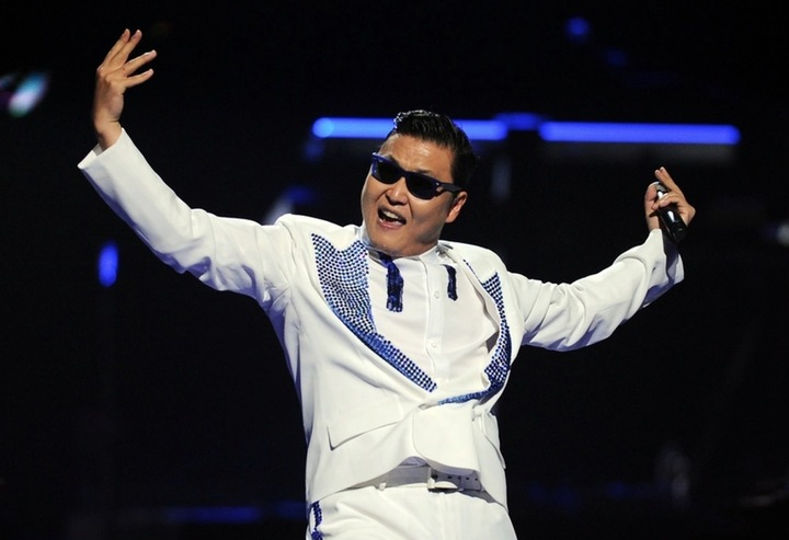   PSY được xem là người đặt những viên gạch đầu tiên cho hành trình toàn cầu hóa của Kpop  