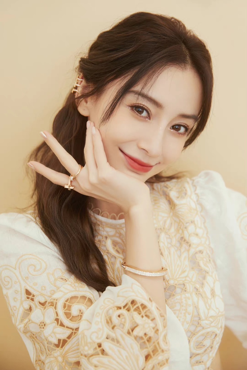 Angelababy từng là tiểu hoa đán được trả cát-xê cao bậc nhất Cbiz. Ảnh: Weibo. 