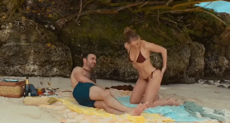 Chỉ cần mỹ nhân này mặc sexy thì băng ngàn năm cũng tan chảy: Body căng đét không tỳ vết, hết vốn từ để khen