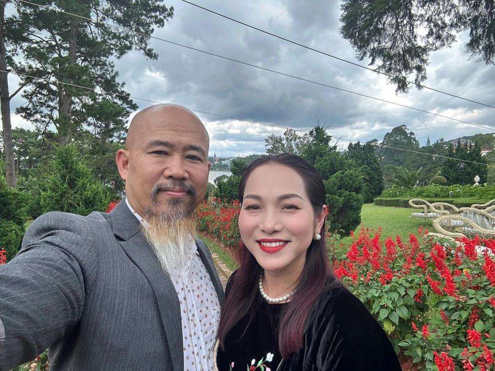 Cặp đôi showbiz bỏ phố về rừng: Tận hưởng cuộc sống điền viên trong nhà vườn rộng 2.000m2