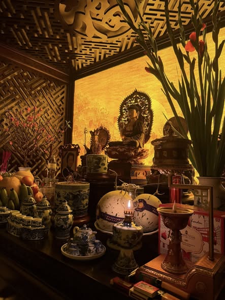 Không gian thờ tự trong nhà.