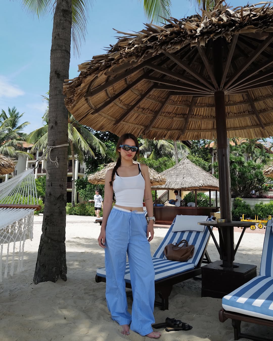 Mỹ nhân showbiz hậu tăng 10 cân: Body đẹp xuất sắc, làn da mướt mát không cần filter, cứ đi biển là gây sốt