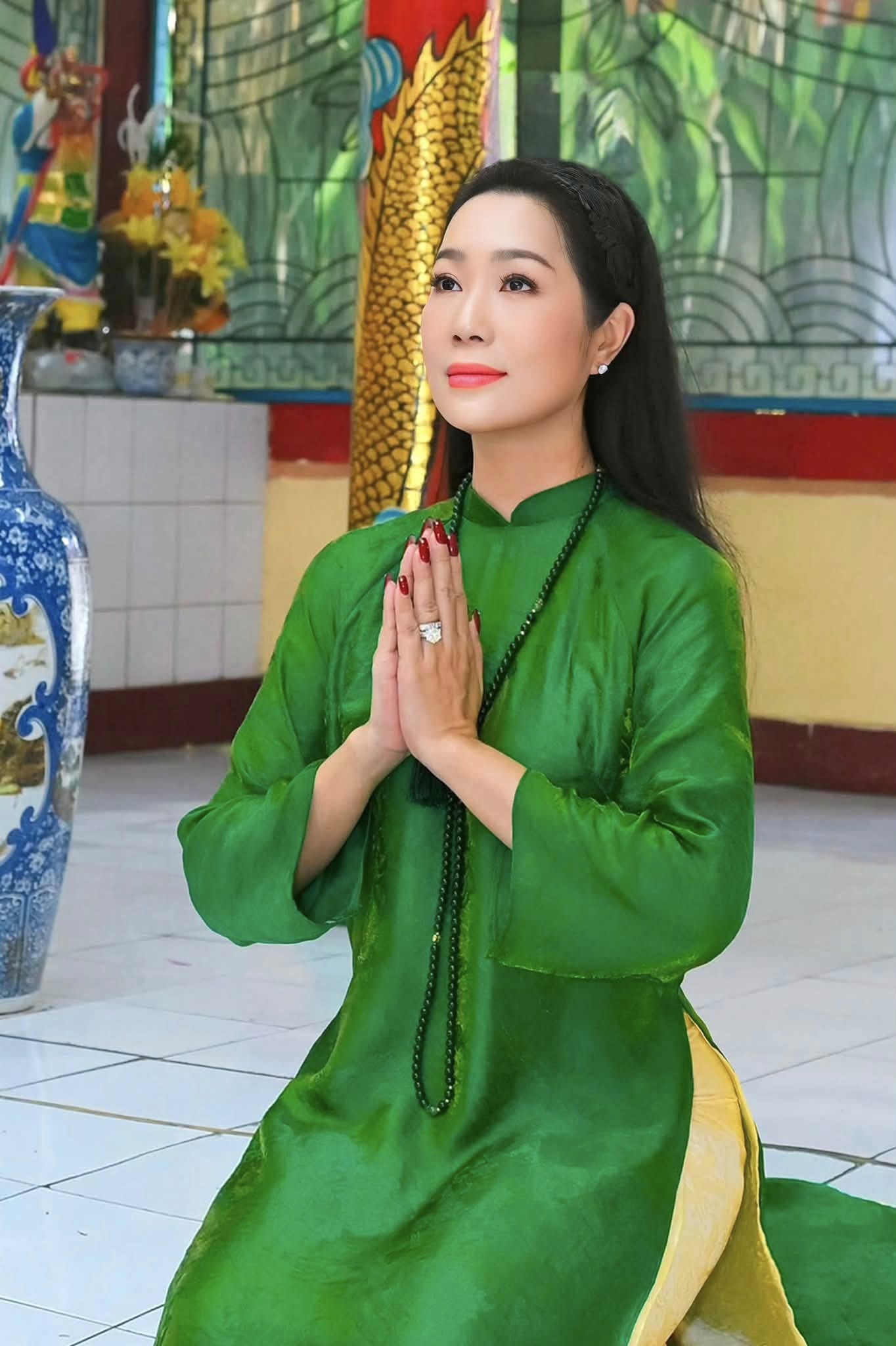 NS Trịnh Kim Chi là một trong những nghệ sĩ hoạt động lâu năm của showbiz Việt. Ảnh: FBNV