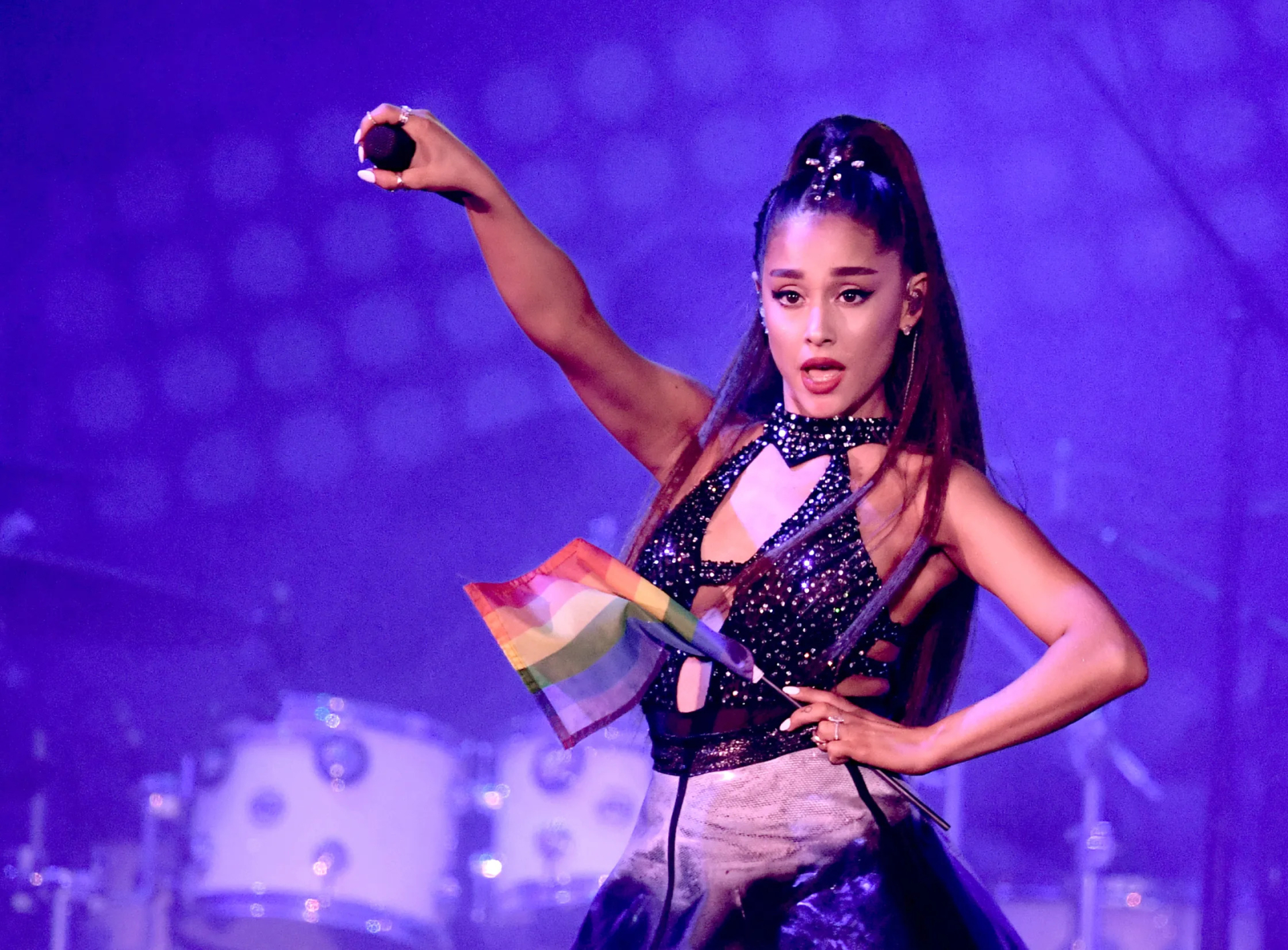 Bức hình Ariana Grande qua 7 năm: Sự thay đổi chua xót