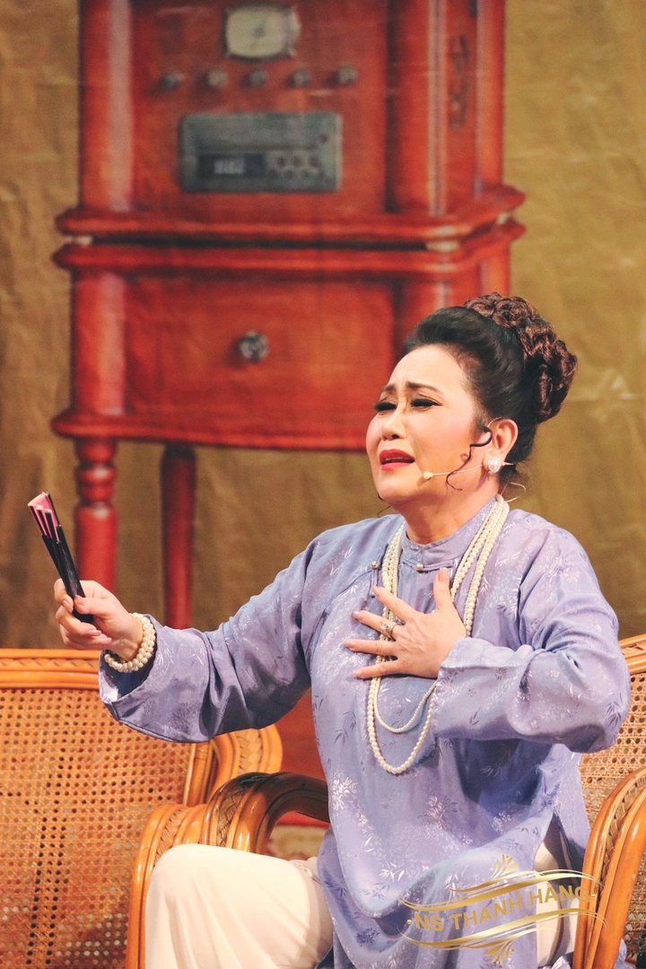 Nữ nghệ sĩ từng kể chồng cũ có tính nóng nảy và ham mê cờ bạc, nhiều lần khiến bà phải chịu cảnh bị bạo hành. Ảnh: Tổng hợp