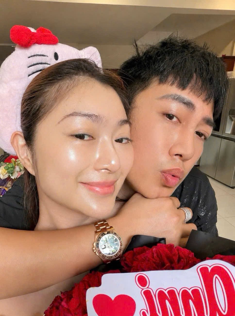 Cặp diễn viên - ca sĩ bí mật yêu 5 năm, có con chung chuẩn bị đám cưới?