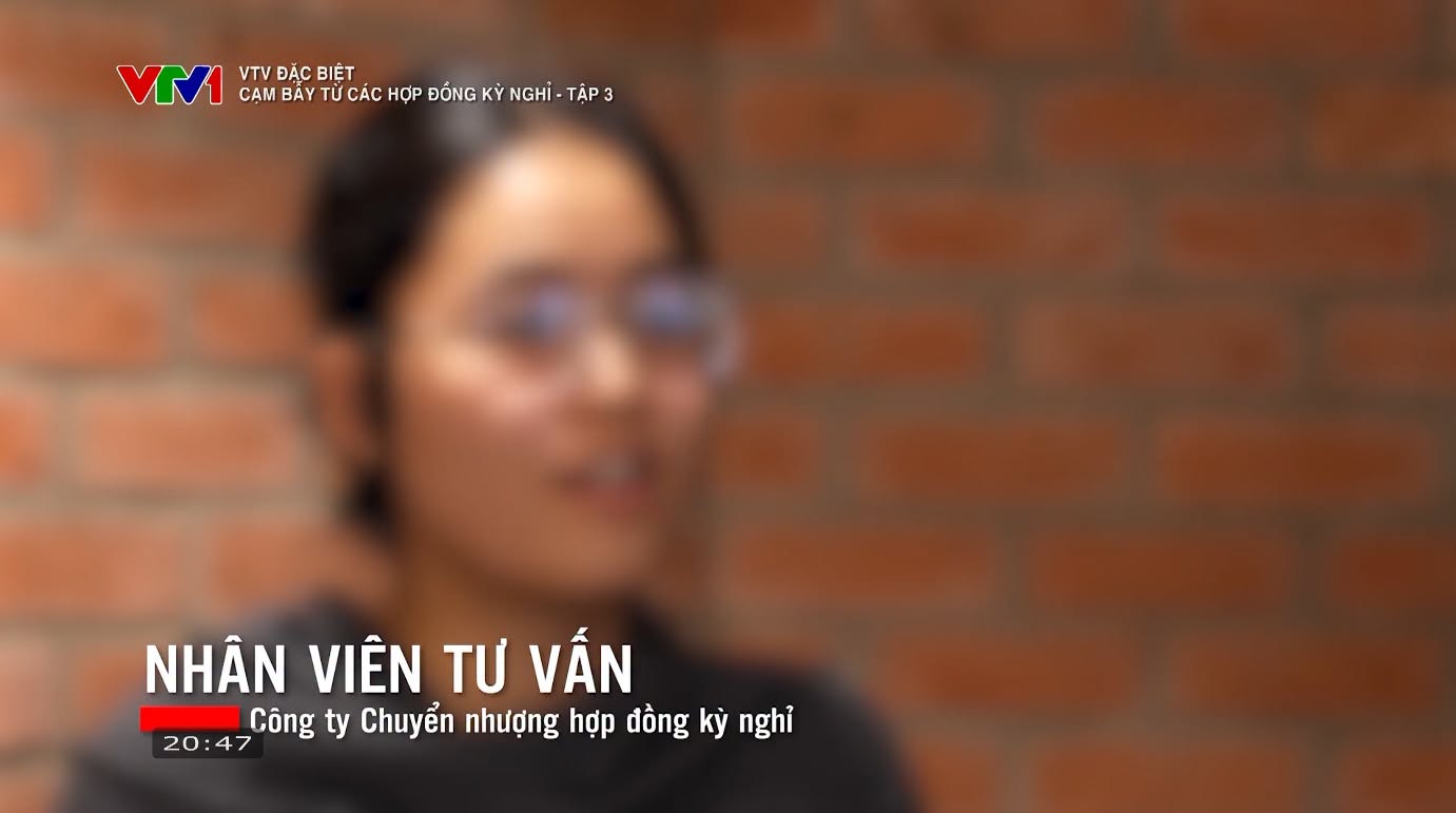 Nhân viên tư vấn hồn nhiên nói về những gì mình thực hiện (Ảnh: VTV)