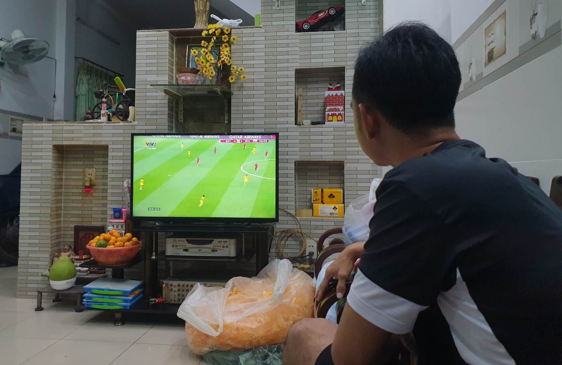 Hỏi ChatGPT: Xem toàn bộ 104 trận World Cup 2026 sẽ tiêu tốn bao nhiêu tiền điện?