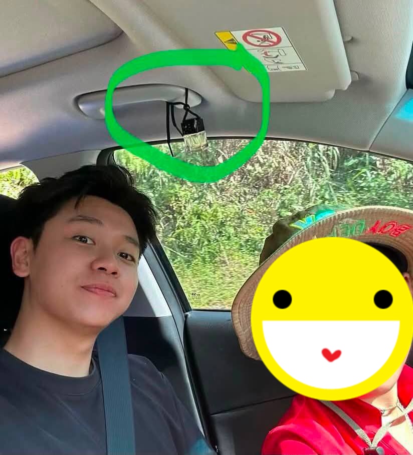Dân mạng còn cho rằng cả hai dùng chung xe ô tô khi có nhiều chi tiết trùng khớp