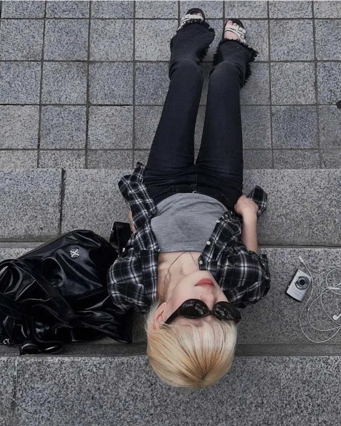 Rieti dễ kết hợp với nhiều kiểu trang phục và dáng khuôn mặt. (Nguồn: Instagram)