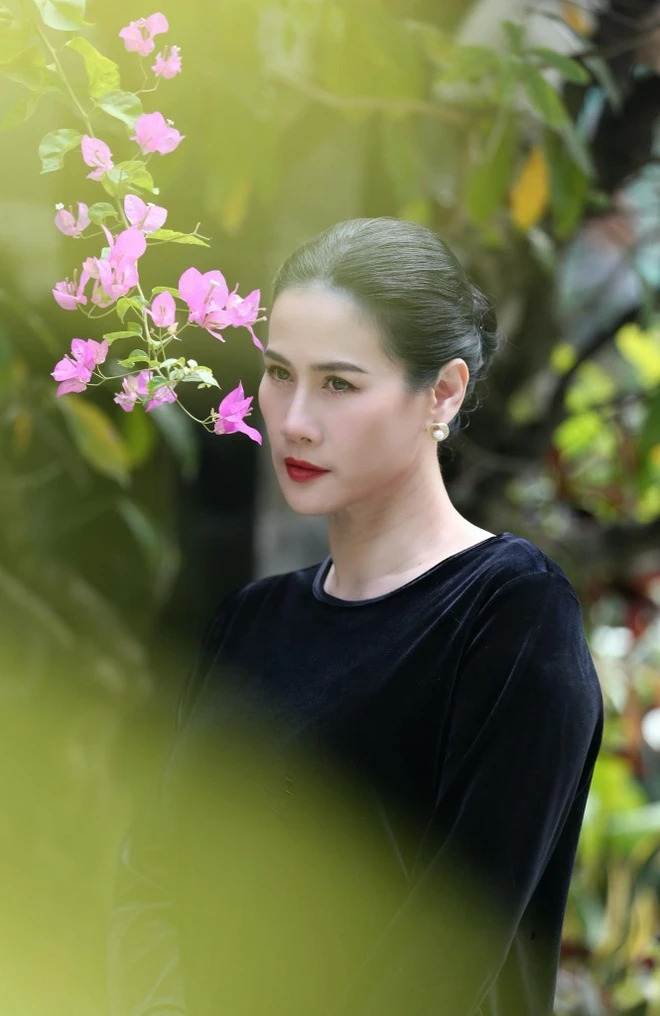 Mỹ nhân Việt duy nhất thừa nhận mình ngoài đời nham hiểm như trong phim, netizen mặc kệ “miễn đẹp là được”