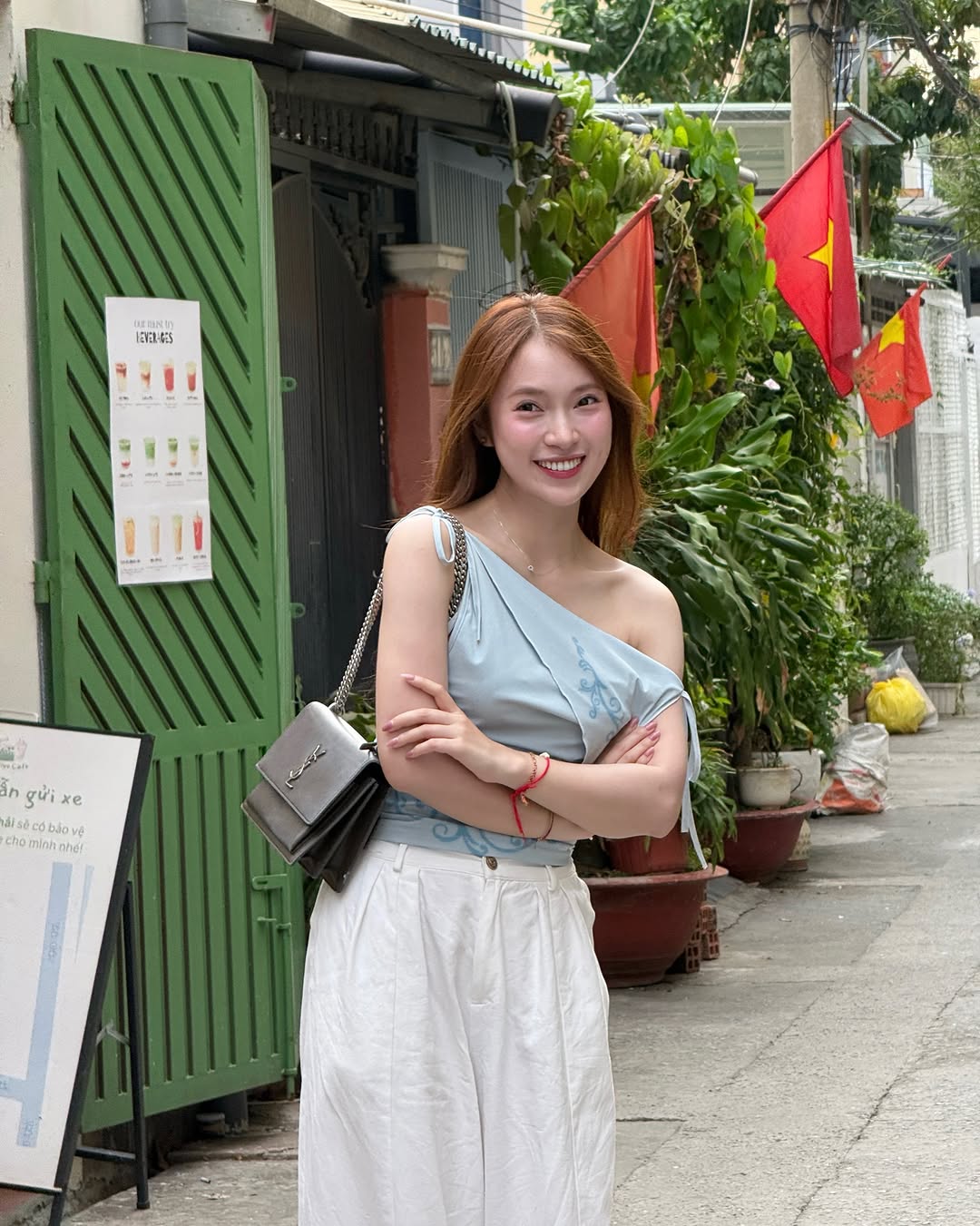 Style hè của Khánh Vy: Đơn giản mà cuốn, ngắm xong vội save ảnh ngay!