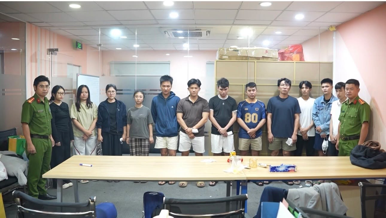 Các đối tượng trong vụ án bị khởi tố để điều tra