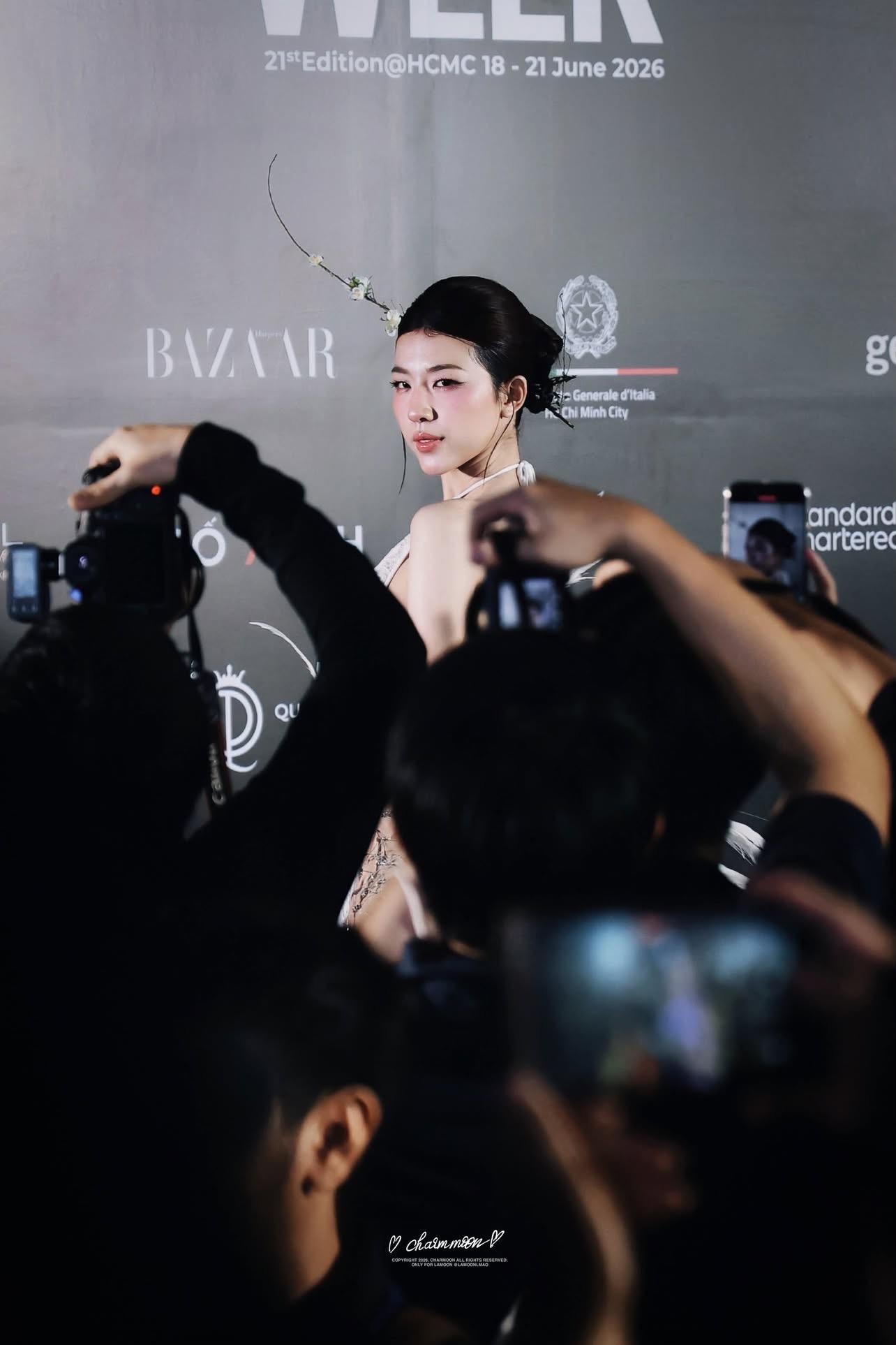 Tấm lưng ngọc ngà khiến mỹ nhân Việt được ví như tiên nữ giáng thế
