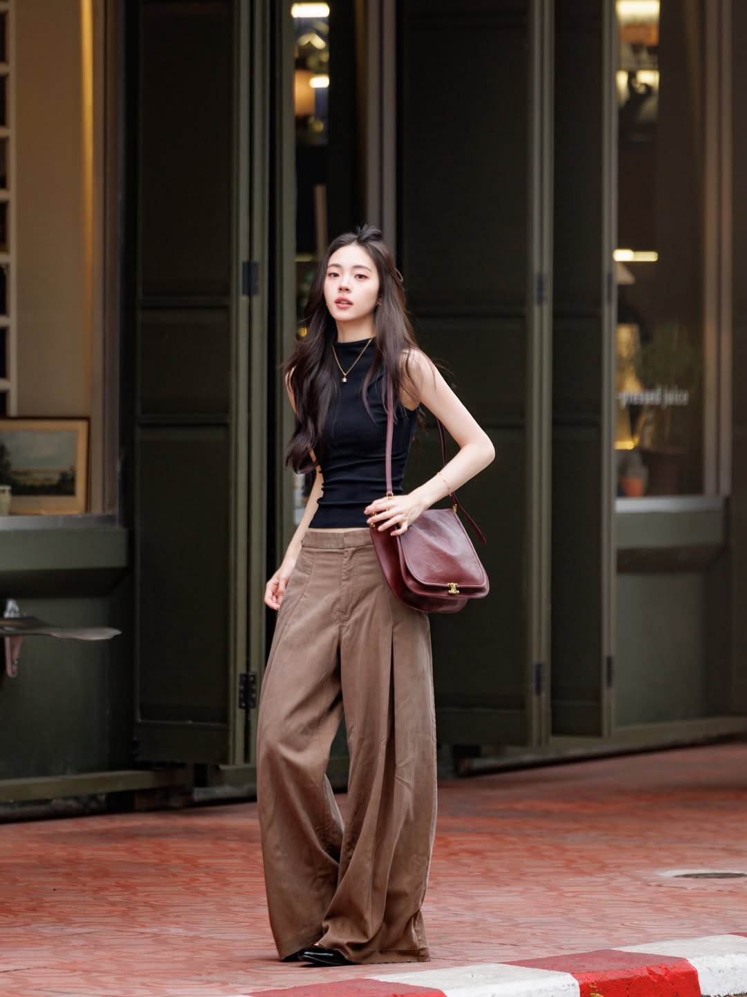 Bông hồng lai mang 2 dòng máu gây sốt MXH: Visual đẹp như AI, style đơn giản mà cuốn dã man 