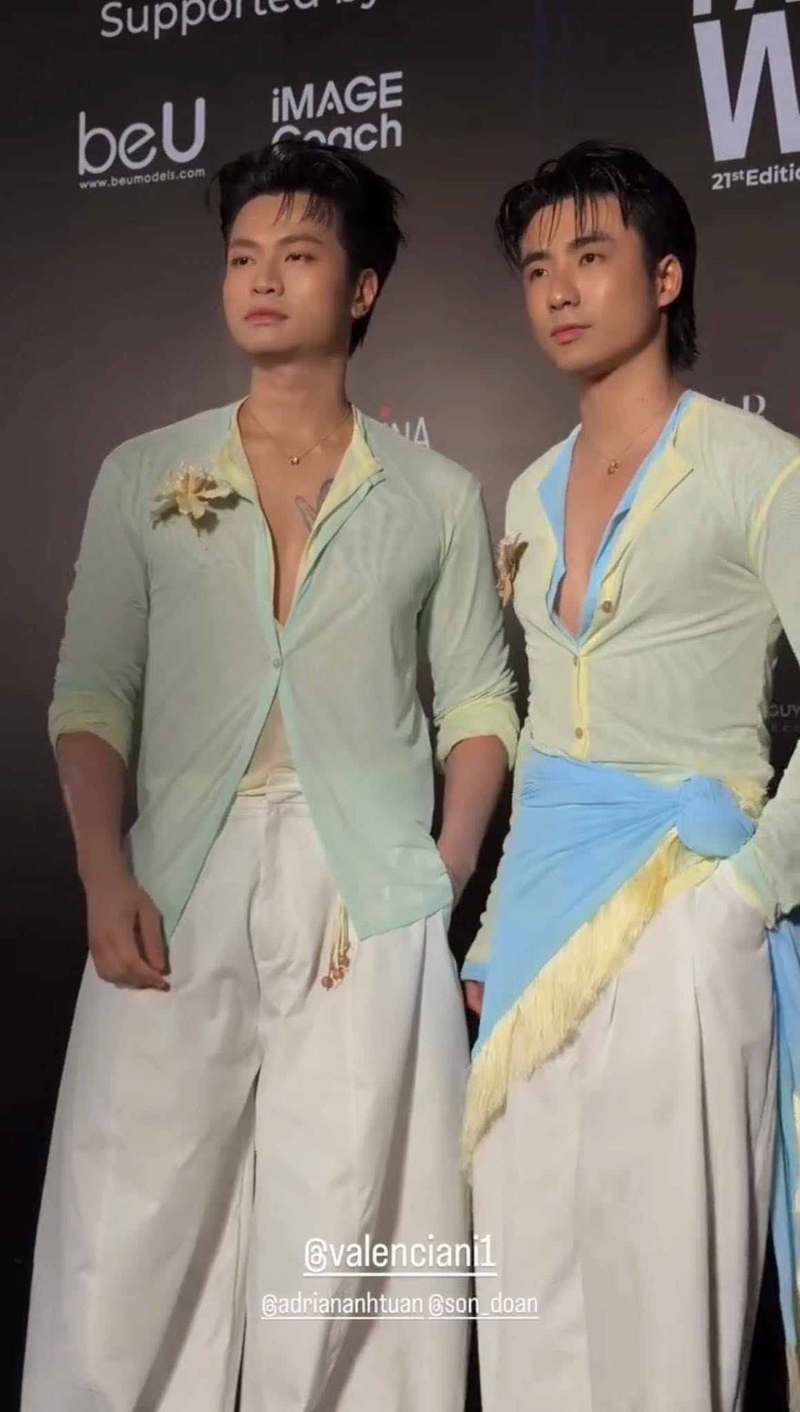 Couple Ninh Dương lên đồ dự fashion show bị chê như 