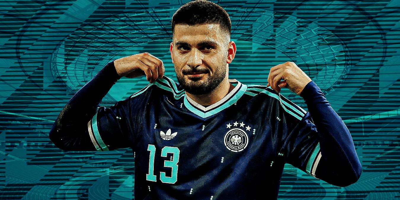 Phát hiện 1 cựu công nhân nhà máy đi đá World Cup