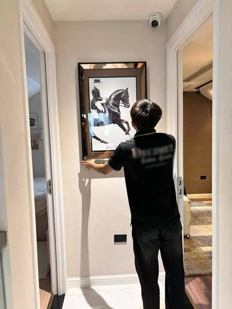 Sao nam có dàn hậu cung đỉnh nhất Vbiz nhưng cả đời chỉ yêu một người: Ở biệt thư 200m2 như resort, đồ hiệu chất đầy