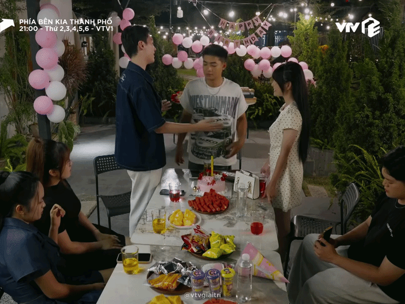 Nữ sinh gây ức chế nhất hiện tại: Còn ít tuổi đã mưu mô nham hiểm, ai nhìn cũng thấy ác cảm