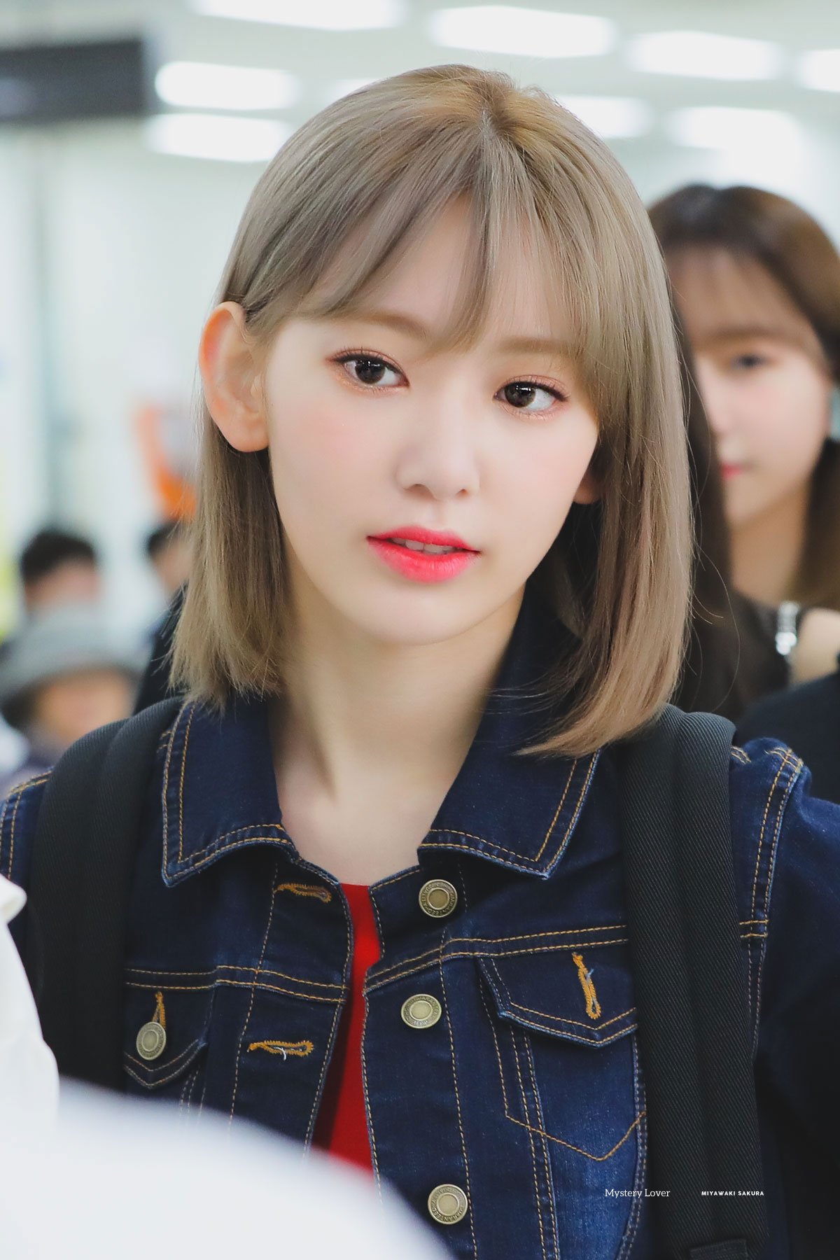 Sakura ghi điểm bằng vẻ đẹp nhẹ nhàng, thanh thoát, có cảm giác “idol Nhật” rõ nét