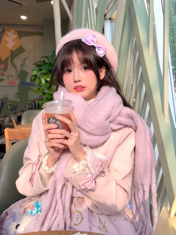 Mắc cỡ giùm tiểu thư Việt chi 200 triệu dao kéo: Diễn xuất thua cả AI, xem Ngu Thư Hân còn thấy hay hơn