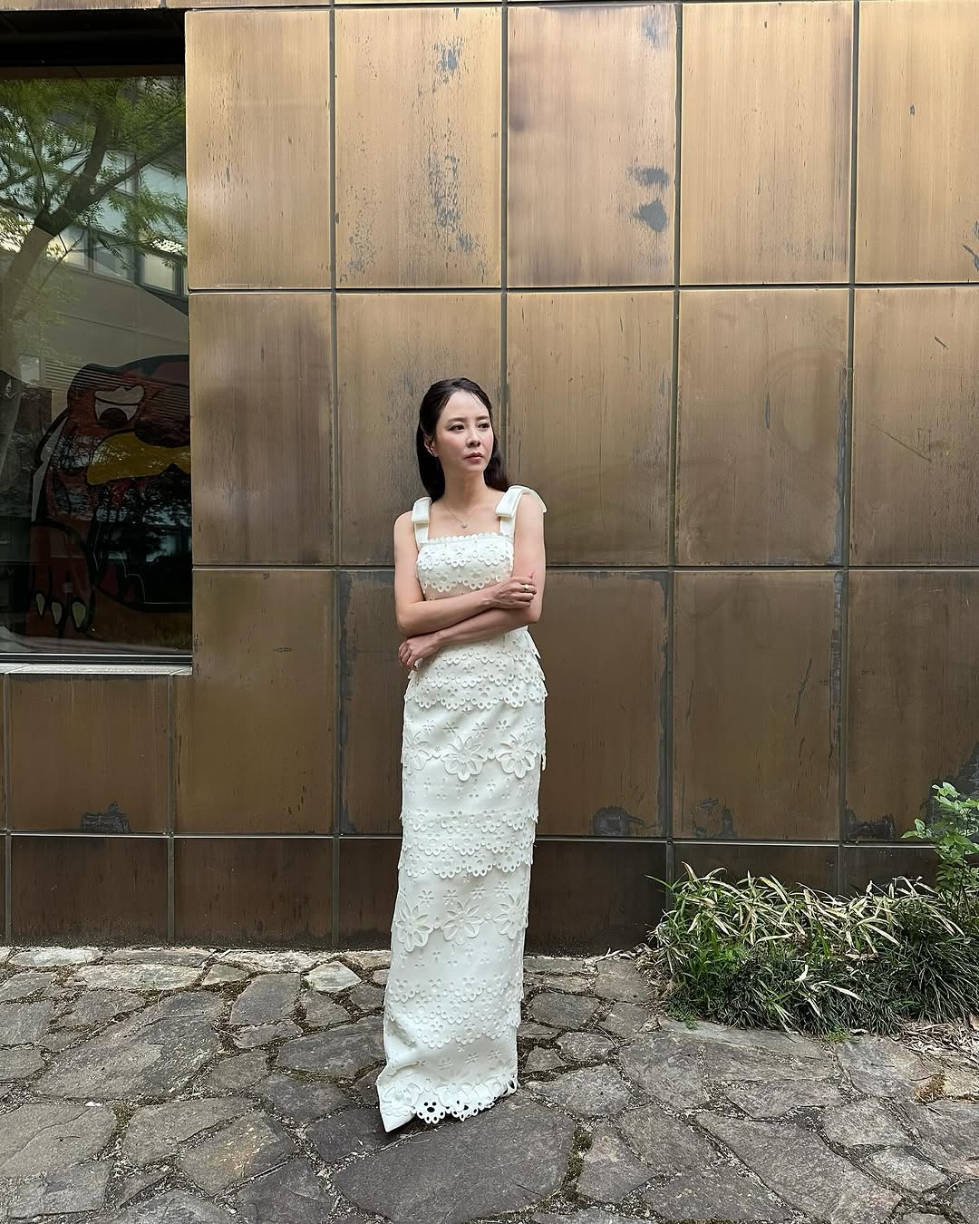 Mỹ nhân showbiz U50 chưa lấy chồng: Sắc vóc khiến gái trẻ cũng phải chào thua, style đơn giản mà sang hết nấc