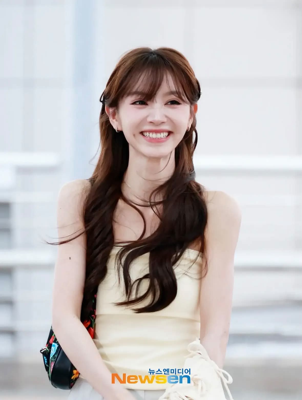 Búp bê Trung sang Hàn như thay da đổi thịt, hình ảnh mới khiến dân tình dậy sóng