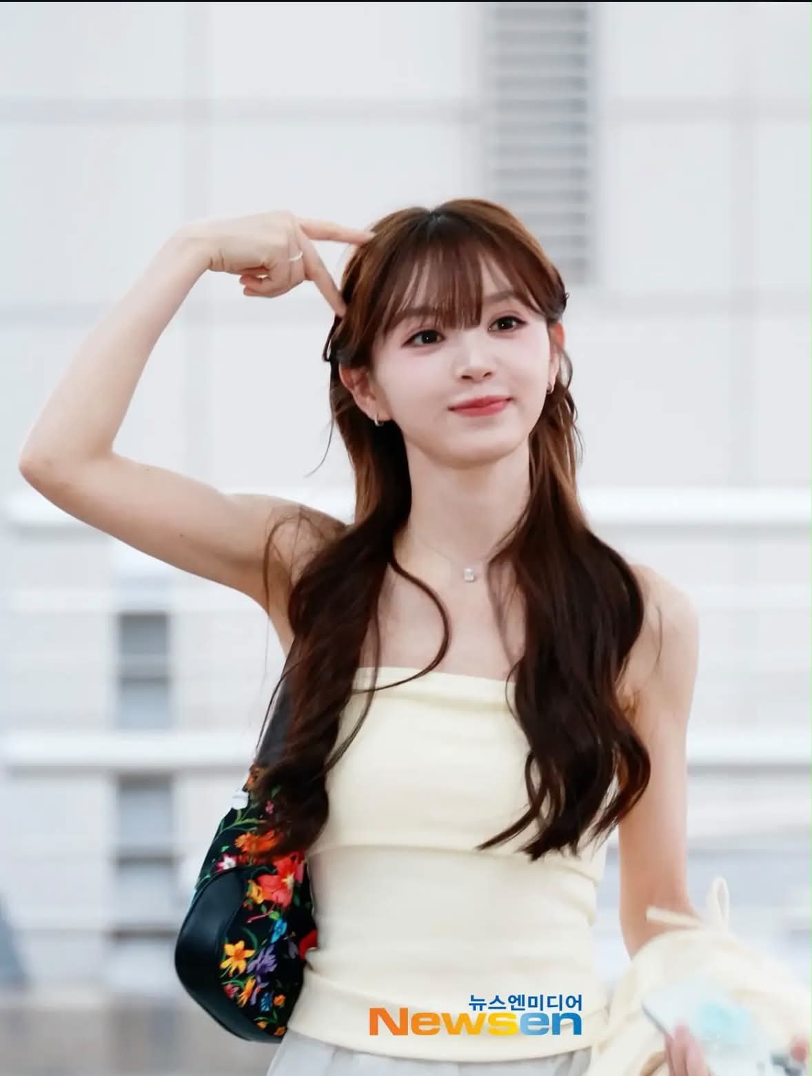 Búp bê Trung sang Hàn như thay da đổi thịt, hình ảnh mới khiến dân tình dậy sóng