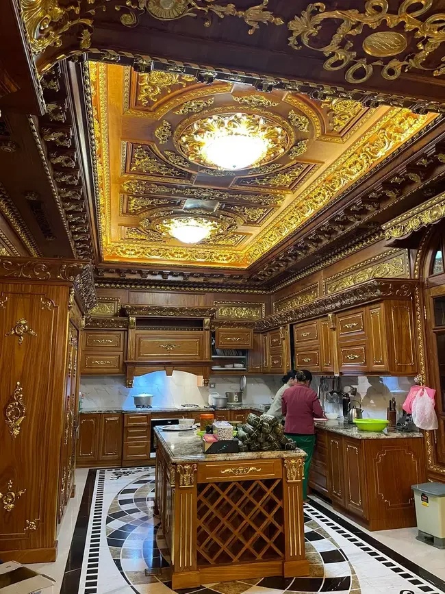 Lâu đài 300 tỷ của đại gia phế liệu nổi tiếng nhất Hà Nội