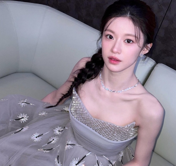 Mỹ nhân dao kéo đẹp nhất Hàn Quốc: Trung thành với đồ cơ bản, nhưng cứ xuất hiện là gây thương nhớ