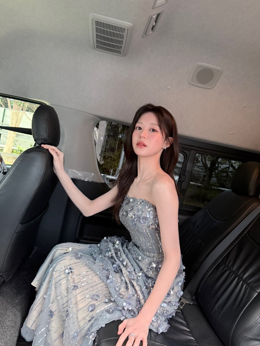 Mỹ nhân dao kéo đẹp nhất Hàn Quốc: Trung thành với đồ cơ bản, nhưng cứ xuất hiện là gây thương nhớ