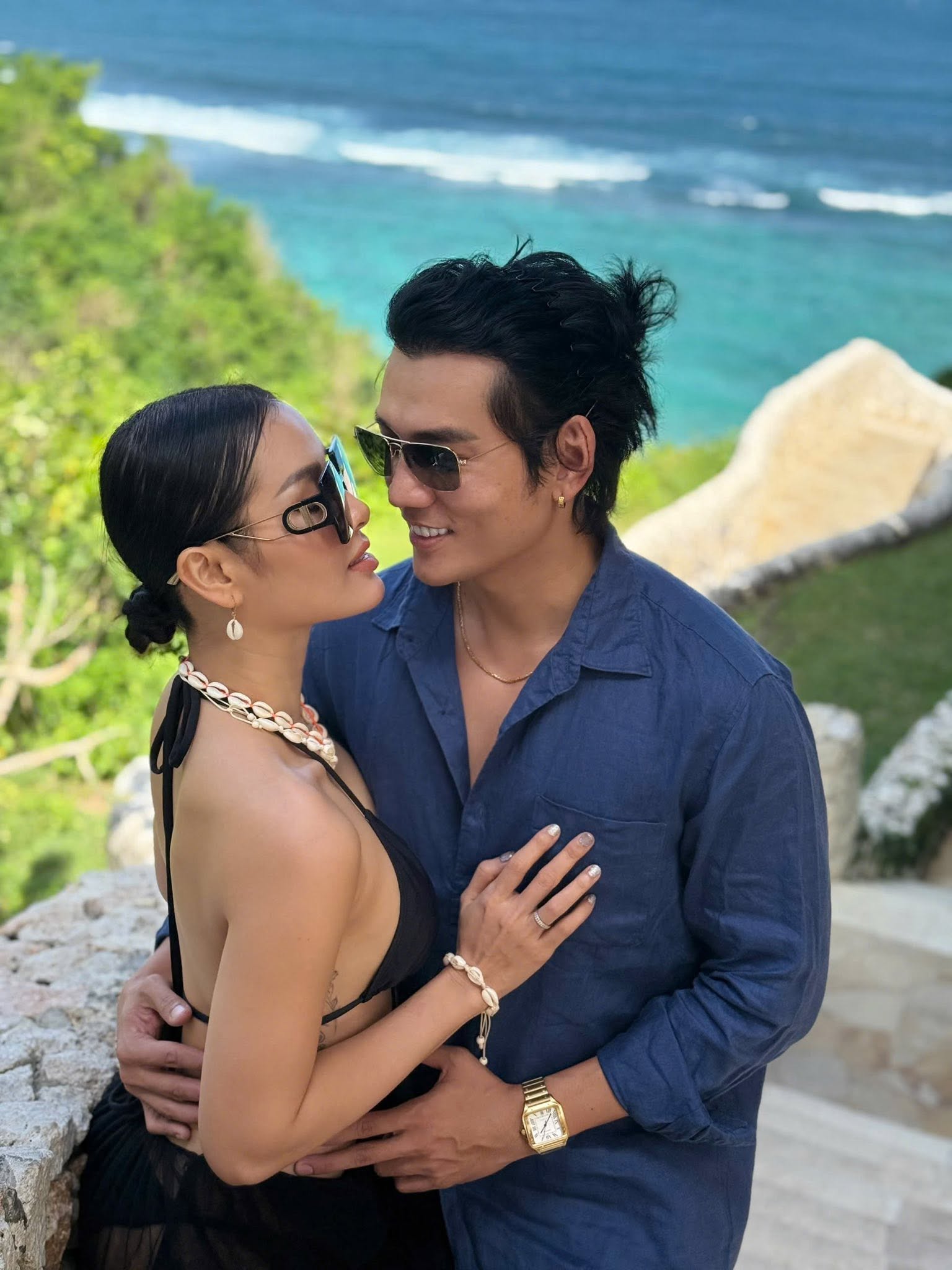 Sau khi kết hôn, Lý Bình và Phương Trinh Jolie thường xuyên chia sẻ những khoảnh khắc đời thường bên gia đình lên mạng xã hội. 