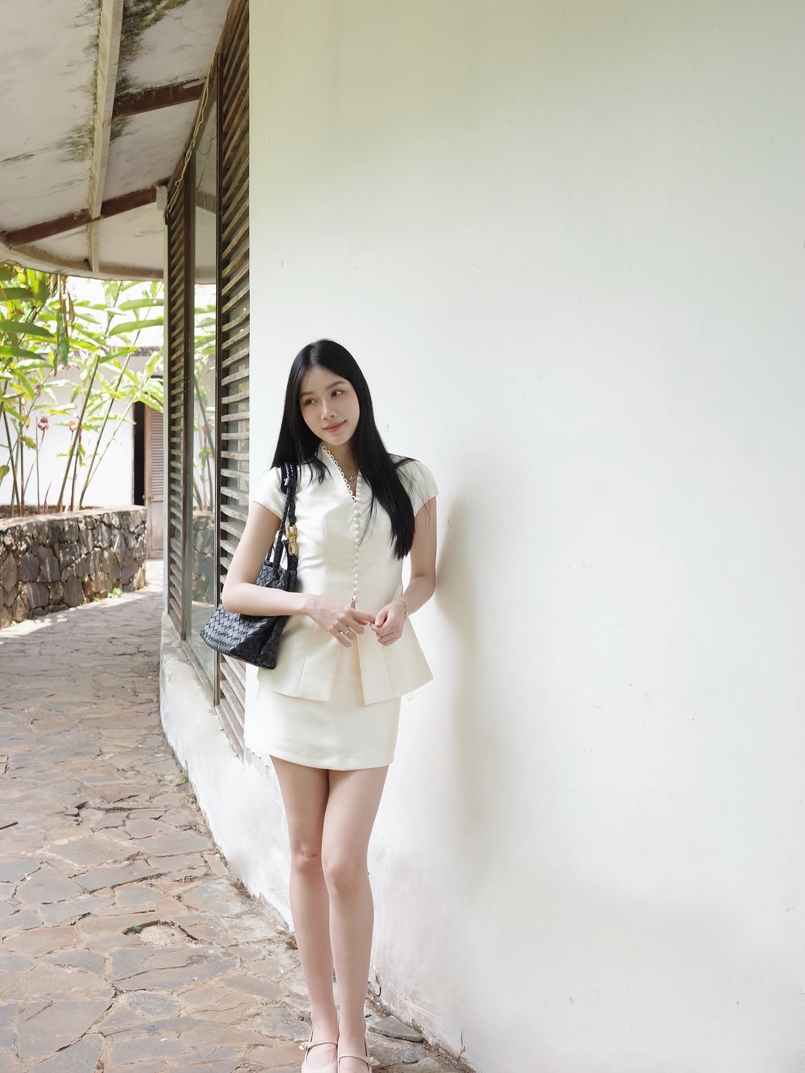 Nữ giảng viên RMIT cao 1m77: Xinh đẹp có thừa, phong cách được ví như 