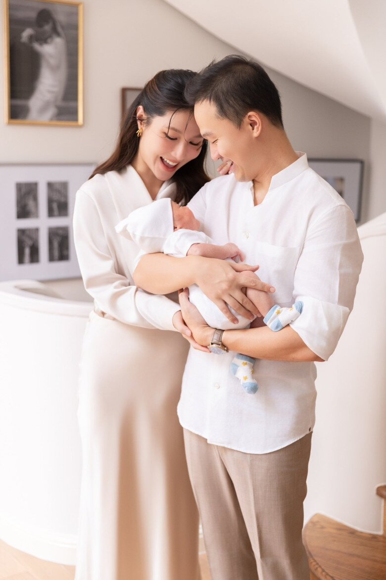 Gia đình nhỏ của Diễm My 9X và chồng thiếu gia.