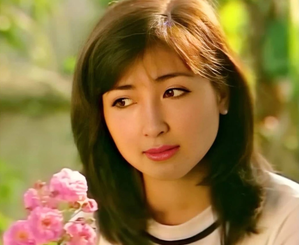 Mỹ nhân Việt duy nhất không được lên sóng vì quá đẹp: Visual giống cả showbiz châu Á, bảo sao là Hoa hậu không ngai