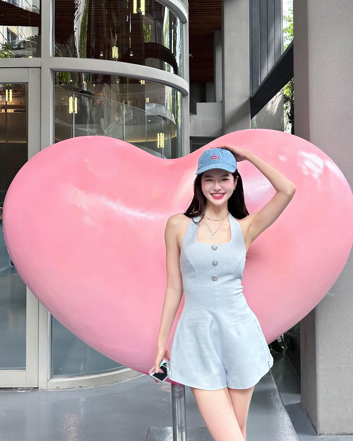 Người đẹp Vbiz niềng răng mà như thay mặt: Lột xác trọn vẹn từ nhan sắc đến phong cách thời trang