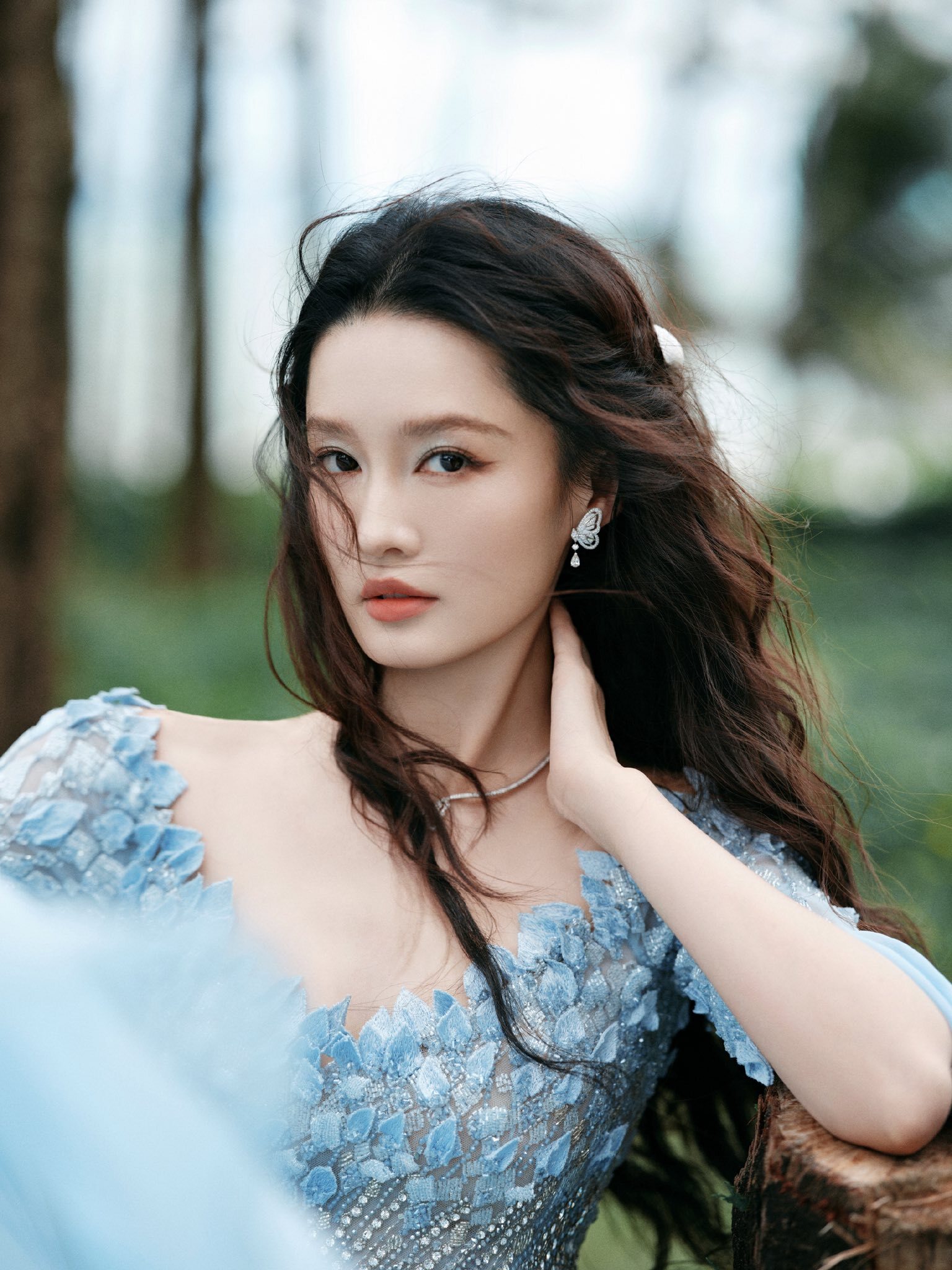 Lộ diện mỹ nhân là Nữ thần Kim Ưng 2026: Đóa bạch trà đẹp nhất vườn hoa, visual chả kém Lưu Diệc Phi