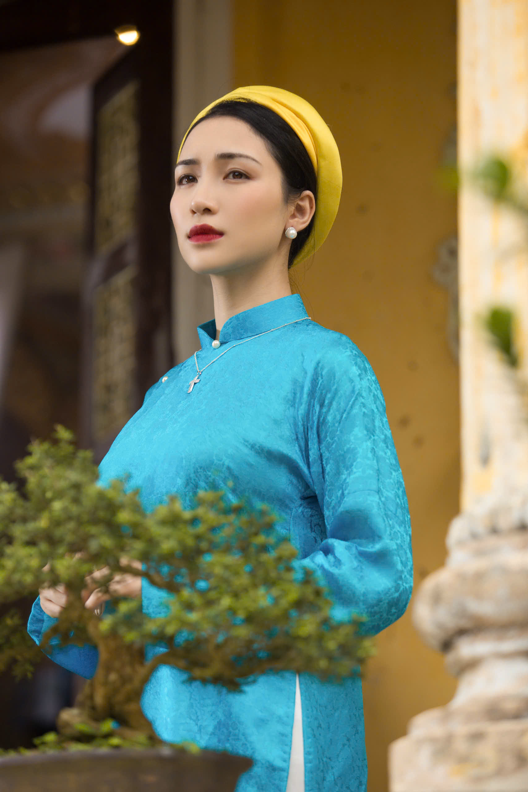 Hòa Minzy đã phải dành rất nhiều thời gian để nghiên cứu hình ảnh Nam Phương Hoàng Hậu