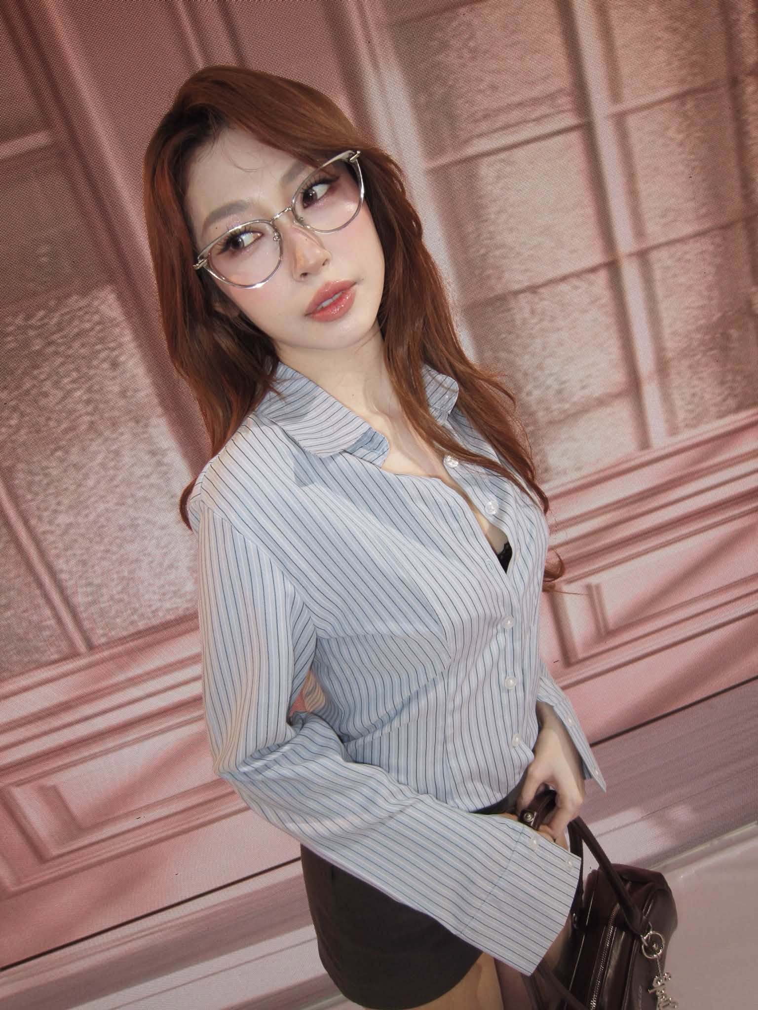 Đoạn clip cover của Khổng Tú Quỳnh trở thành đề tài bàn tán về giọng hát