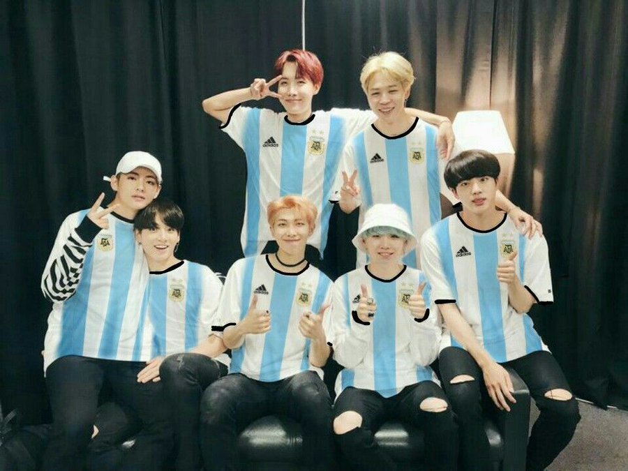 Sau Chile, 7 chàng trai sẽ tiếp tục hành trình tới Argentina (Ảnh: Fanbase Argentina)