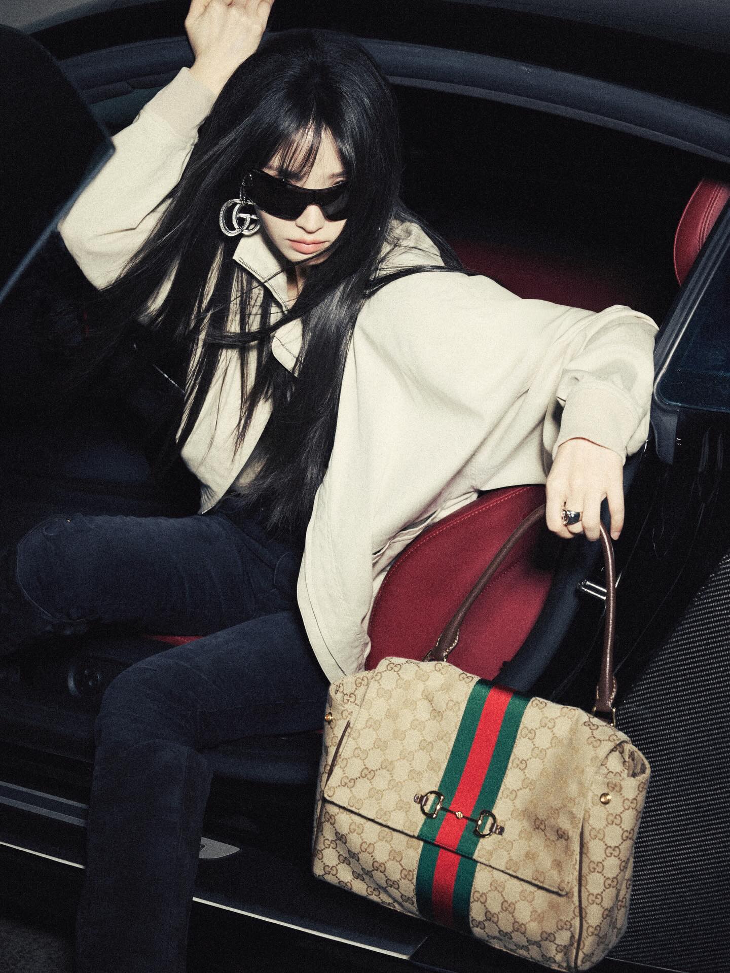 Không nhận ra Điền Hi Vi, qua tay Gucci vòng 1 bỗng