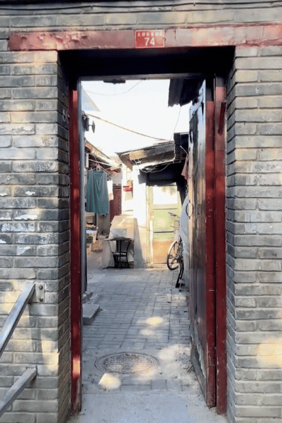 Căn nhà bị xuống cấp không hề nhẹ