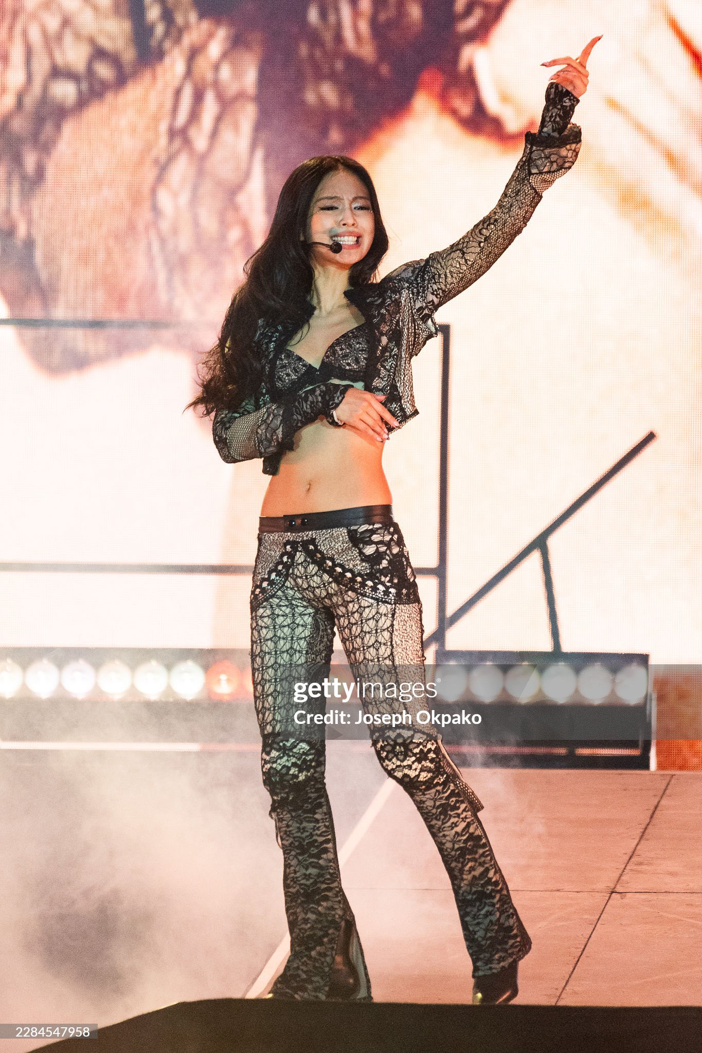 Jennie đã có buổi biểu diễn tại Roskilde Festival, một trong những lễ hội âm nhạc lớn và lâu đời bậc nhất châu Âu