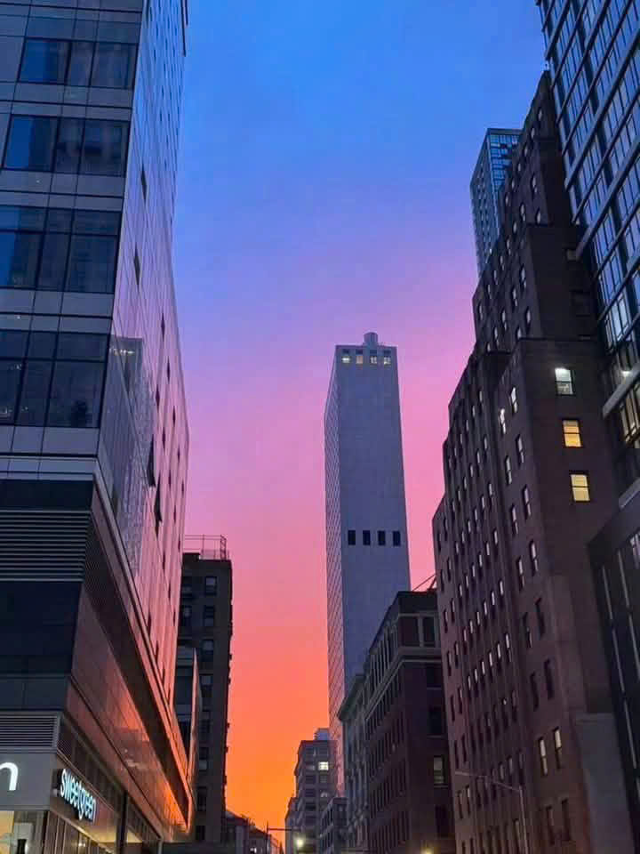 Bầu trời tại Manhattan (Ảnh: Taylor Swift Update)