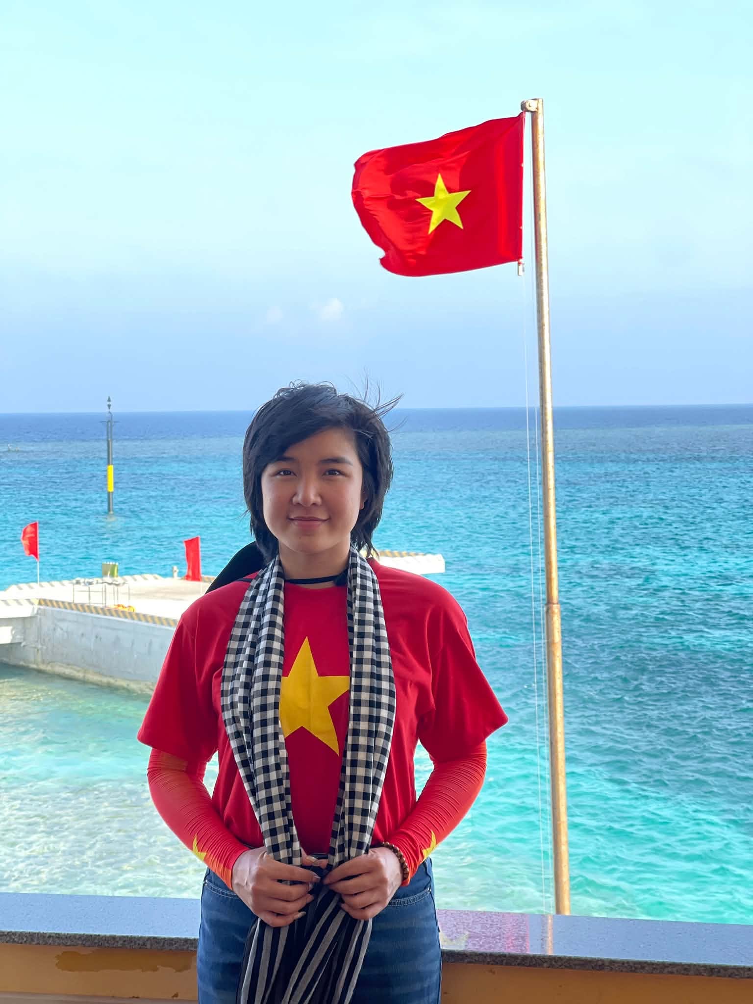 Nữ diễn viên Việt xuống tóc đi tu, phát tướng gây sốc: Mù quáng vì tình cả trong phim lẫn ngoài đời